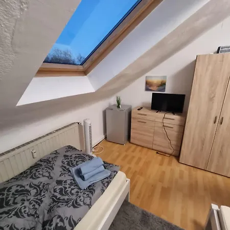 Monteurwohnung 4 In Direkter Naehe Zur Veltinsarena * ゲルゼンキルヒェン