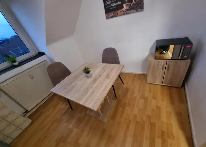 Monteurwohnung 4 In Direkter Naehe Zur Veltinsarena アパート *