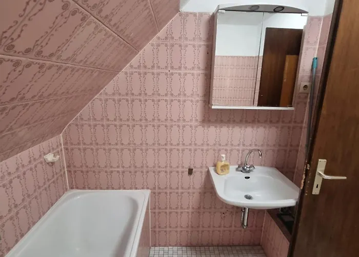 アパート Monteurwohnung 4 In Direkter Naehe Zur Veltinsarena *